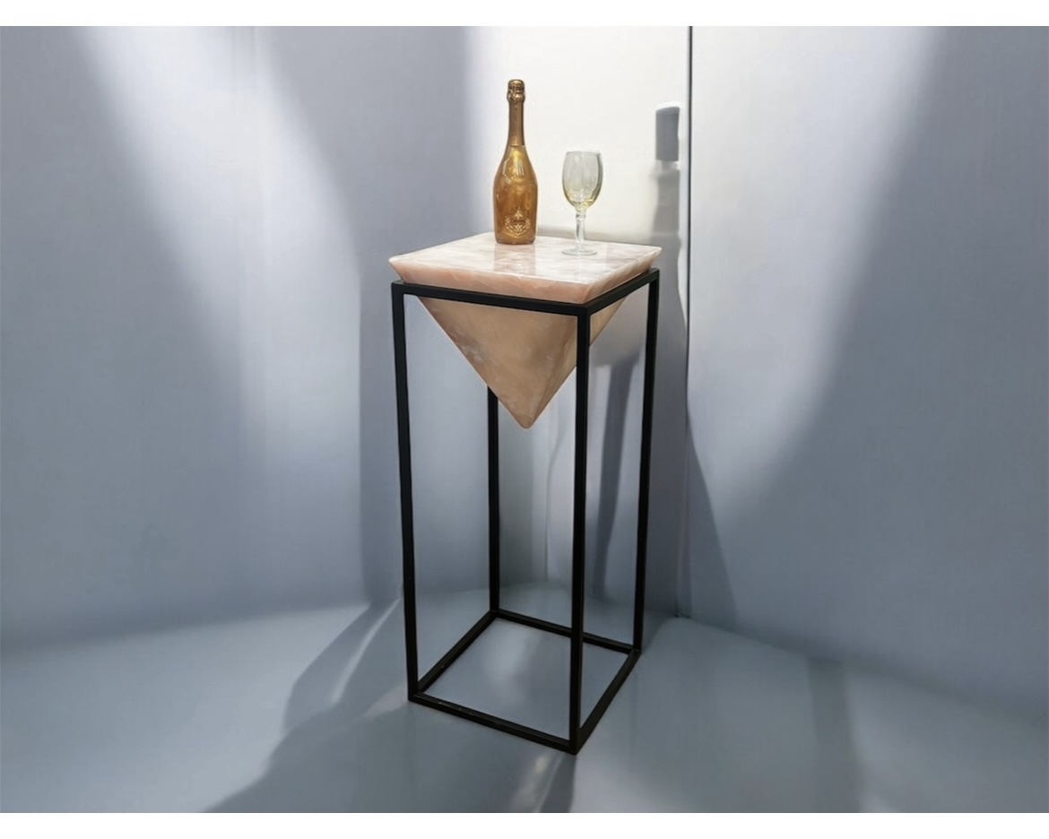 Pyramid Bar